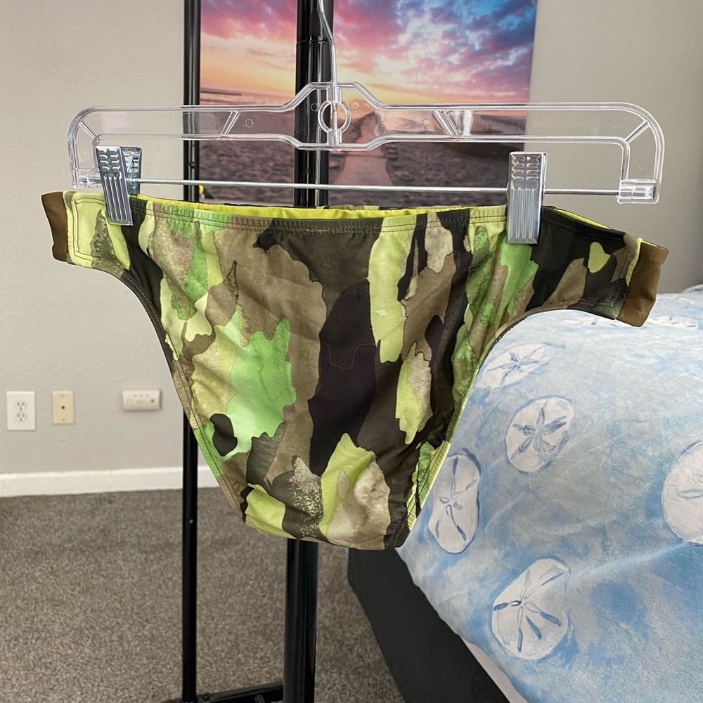 🏖 Designer Camo Bandeau Bikini Luxe by Lisa … - Picture 15 of 16